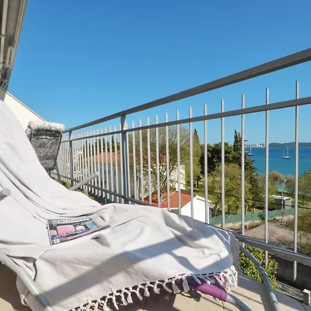 Mar Deluxe No 3 * Τρογκίρ