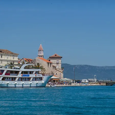 Mar Deluxe No 3 Trogir