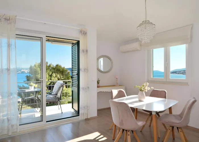 Mar Deluxe No 3 * Trogir